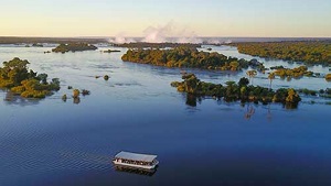 Royal Zambezi Cruise.jpg (18 KB)