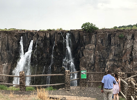 Victoria Falls Zambia Dec 2018.png (682 KB)